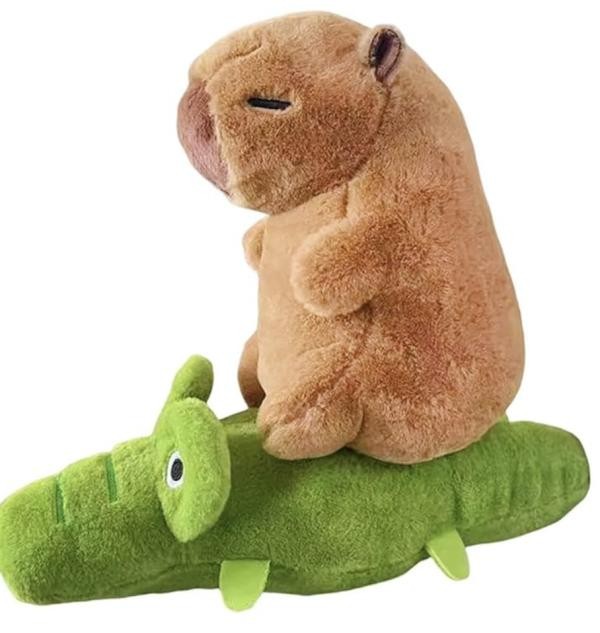 Peluche Capibara Sentado en Cocodrilo con Vibracion 40 cm